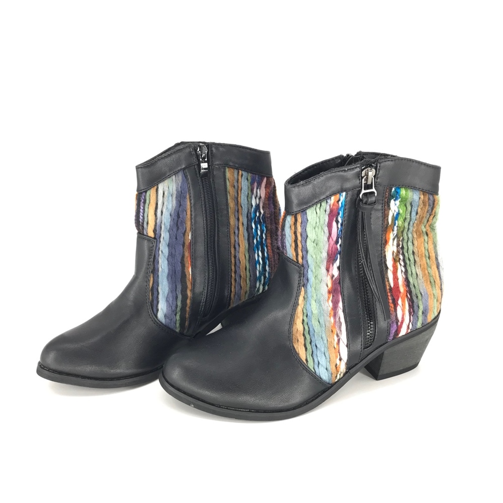 Refresh Black Colorful Yarn Ankle Boots